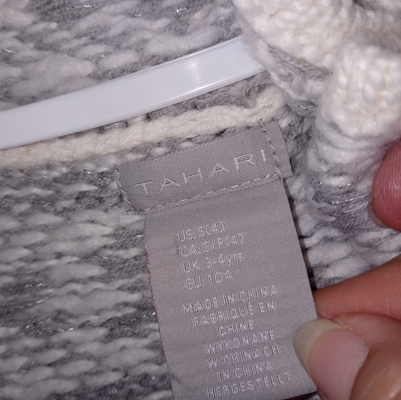 TAHARI GIRLS 4 WOOL BLEND 3 BUTTON CABLE KNIT CARDIGAN SNOWFLAKE SWEATER W BOW - Picture 8 of 8